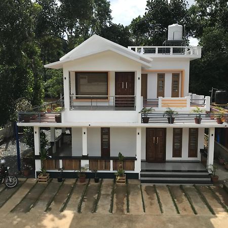 Greenfield Homestay Витири Екстериор снимка
