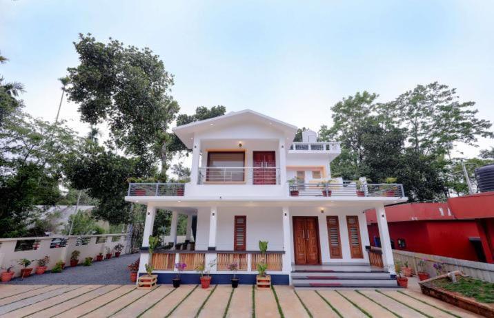 Greenfield Homestay Витири Екстериор снимка